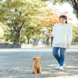 犬が散歩で歩かないのは怖がりだから？原因と慣らし方・正しい対処法を解説